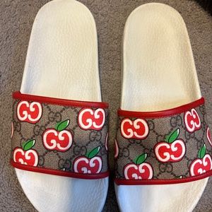 Gucci slides